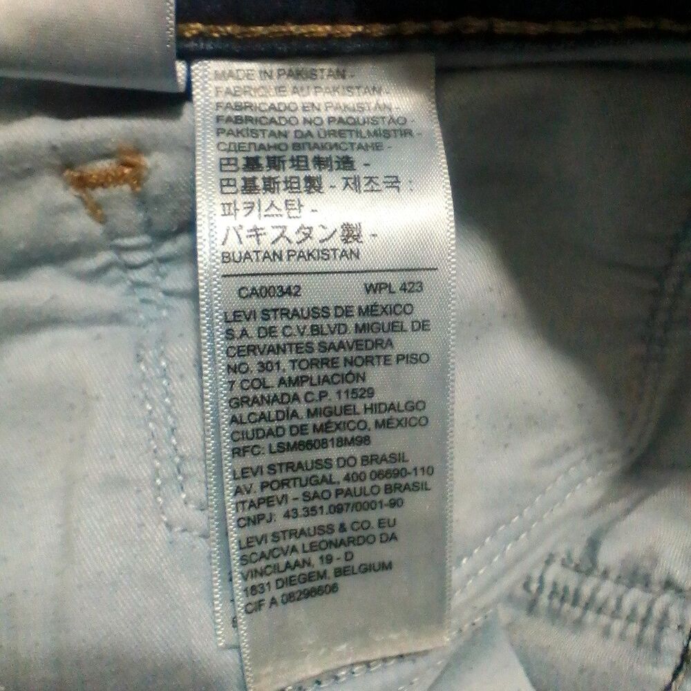 LEVIS 315 SHAPING BOOTCUT JEANS WOMENS SZ 34/32 BLUE DENIM STRETCH CASUAL PANTs - Picture 13 of 16